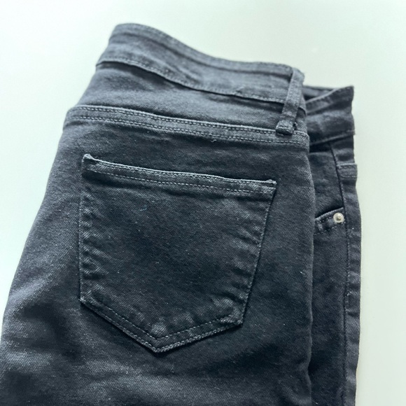 Women’s jean pants - Picture 2 of 4